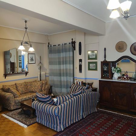 Classic Apartment In Kalamata Luaran gambar